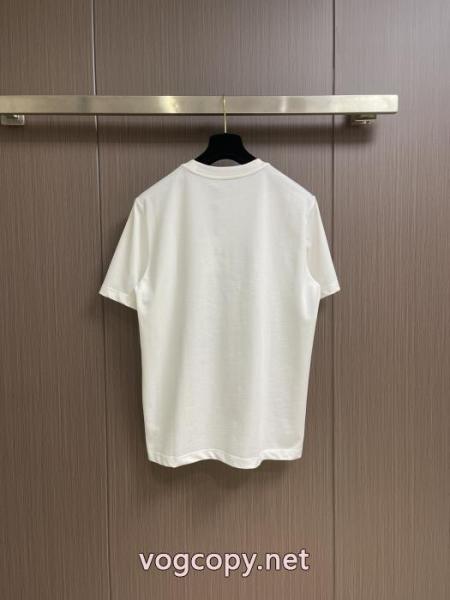  2026ブランドコピー気分が上がる憧れブランド 2026新発売 数量限定安い半袖TシャツMONCLER 5 