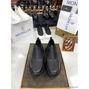 スニーカー値下げ カジュアル感 リラックススタイルが実現MONCLERブランド 偽物 通販..