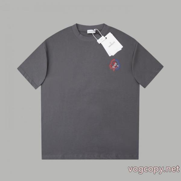 半袖TシャツMONCLERフィット感のある 最安値挑戦! 最新トレンドファッション新着ブランド 品 コピー 3