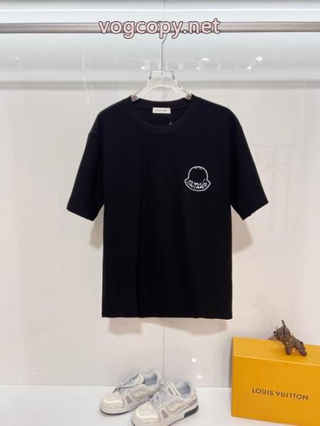 ブランド 激安半袖TシャツMONCLER洗練された魅力が光る 韓国ファッション 大人感漂う2026新作 5 