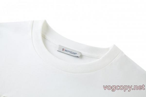 最新作入荷 今年発売 2026年激安最強セールMONCLER半袖Tシャツブランド スーパー コピー 優良 2