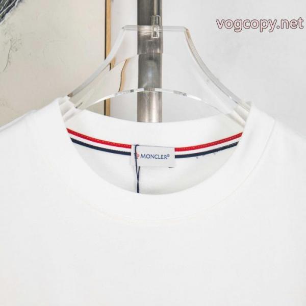 ブランド 偽物 激安 通販半袖Tシャツ憧れの 輝く高級感満点 無造作MONCLER 4