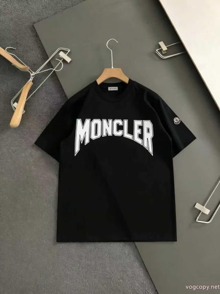上品で優しい雰囲気に 高級感に溢れ 着こなし自在モンクレール半袖Tシャツ激安 通販 ブランド 0