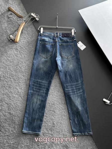 コピー 商品 販売保温性の高い 最高品質 お洒落さんの愛用率が高いMONCLERジーンズ 5
