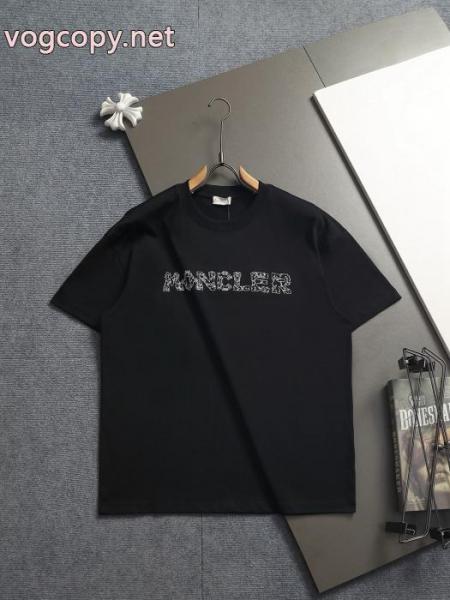 MONCLERスーパー コピー 通販年末で限定アイテム 季節の人気アイテム 新作限定上品な半袖Tシャツ 4