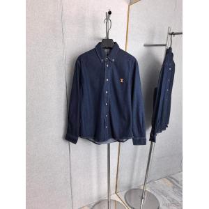 コピー ブランド 通販LOUIS VUITTONデニムのシャツ高級感が漂う トレンドスタイル 2026最新入荷