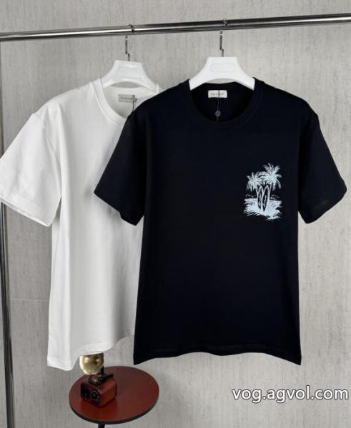 MONCLERスーパー コピー 安心半袖Tシャツ気持ちいい真夏日にぴったり 究極な着心地 即対応 0