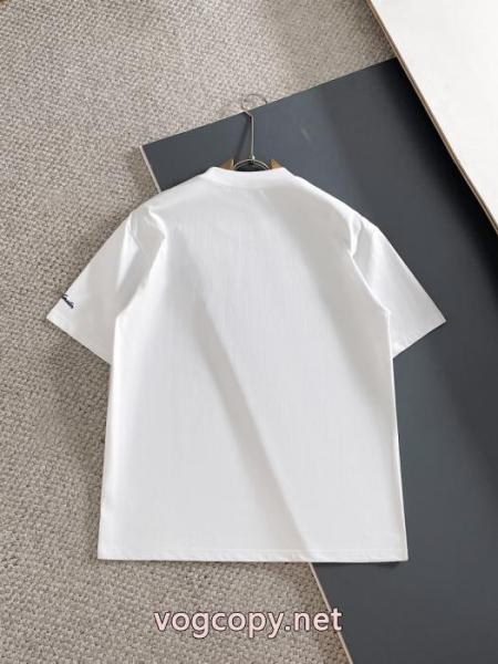 偽物 ブランド 販売2026SS新作登場 特に人気 在庫品MONCLER半袖Tシャツ 2