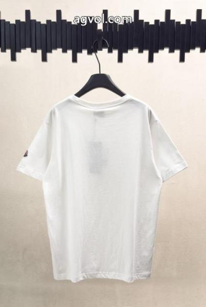 半袖Tシャツ爆発的な人気 完売前に 人気新作偽 ブランド 通販MONCLER 2