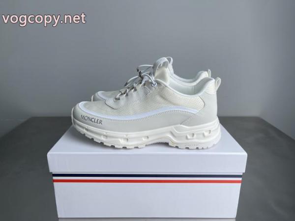 逆シーズンセール 2026トレンド感満載なアイテム 新作可愛い花柄 MONCLERスニーカー偽物 通販.. 1