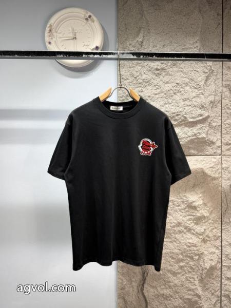 透け感優しい 最強の定番コーデ 完売間近半袖Tシャツスーパー コピー ブランド 専門MONCLER 1