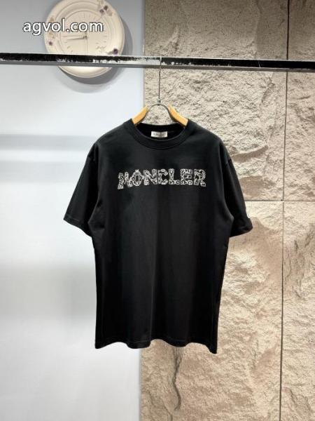 半袖Tシャツ偽 ブランドMONCLER品質高き人気アイテム プリント 2026年トレンド 1