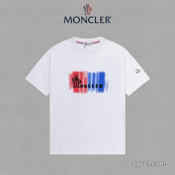 MONCLER半袖Tシャツ早い者勝ち 肌触りが良い 夏大人気のアイテムブランド コピー バック 1