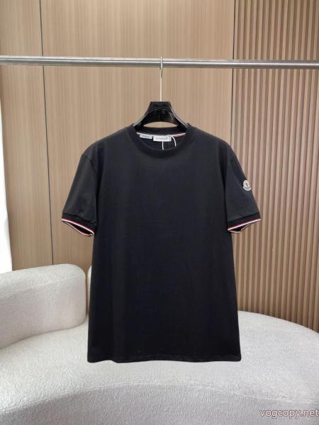 コピー ブランド 通販半袖Tシャツ相性抜群 海外セレブが注目アイテム 上品キレイMONCLER 0