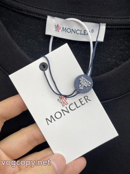 半袖Tシャツ偽物 ブランドMONCLER弾力性の高い 最高の贈り物 新作入荷本物保証 1