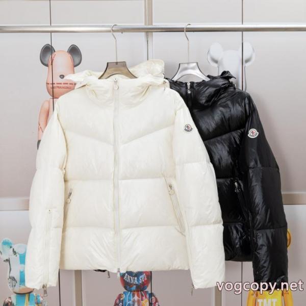 2026を感じさせる トレンド感溢れた ファッションモード系 ダウンジャケットブランド 激安 MONCLER 1