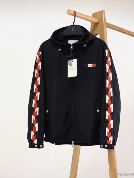 上品保証 2026年人気商品 上品カジュアルな雰囲気にブランド コピーMONCLERジャケット 0