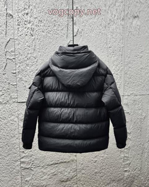 MONCLER実用的な一品 着痩せ効果 大人気!送料込ブランド コピーダウンジャケット 2