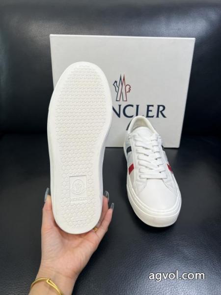 スニーカーコピー ブランド 優良MONCLER2026秋冬新作 トップスからチラ見える安心 格上げ！.. 6 