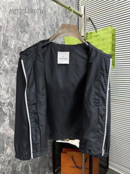 MONCLERスーパー コピー 品ジャケット海外直送 ストリート系 新価格で登場 3