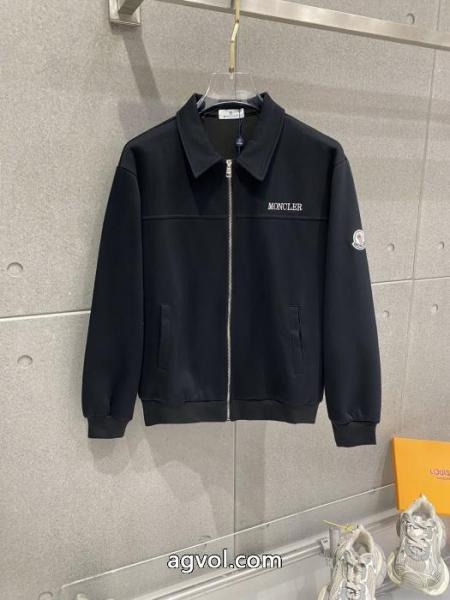 完売必至 着回し力抜群のシンプル 最新入荷セットブランド 品 スーパー コピーMONCLER 2