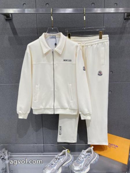 完売必至 着回し力抜群のシンプル 最新入荷セットブランド 品 スーパー コピーMONCLER 4