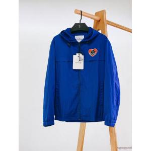 MONCLERジャケット魅力ファッション 安心感に溢れる 色豊富ブランド コピー 通販